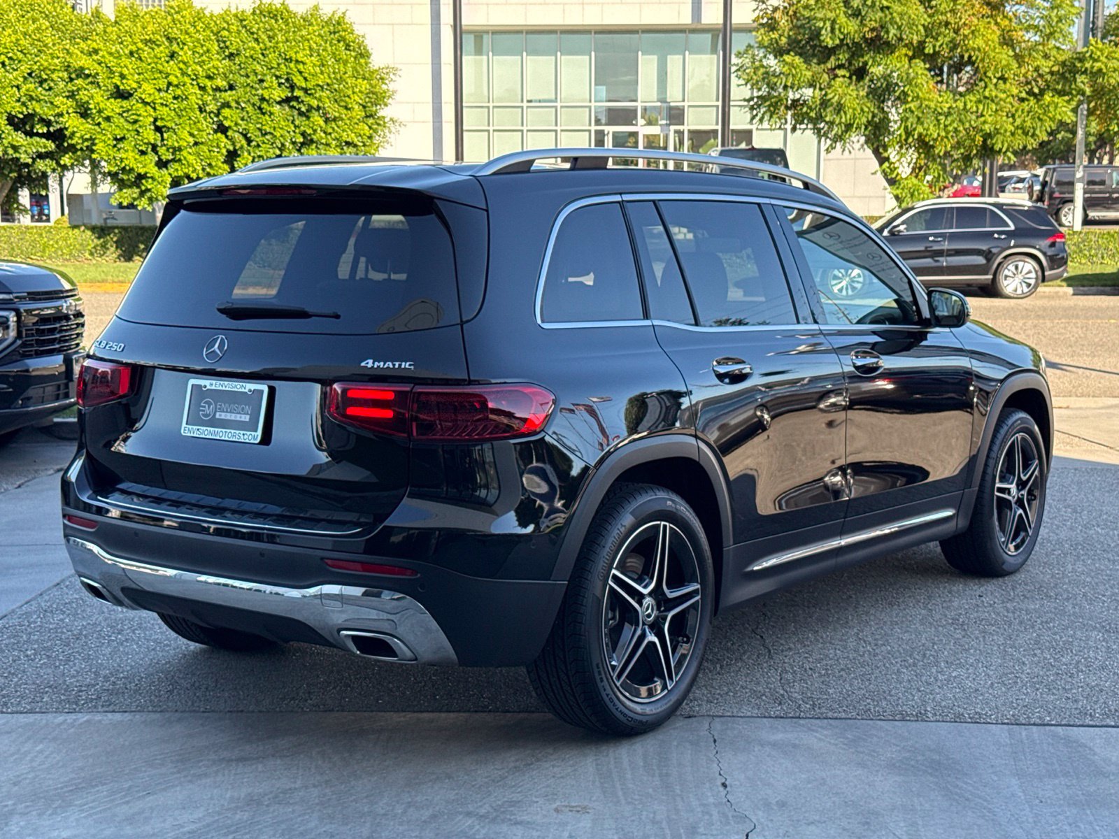 New 2026 Mercedes-Benz GLB 250 4MATIC image 10