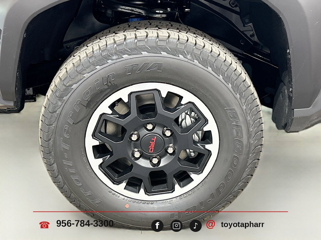 New 2025 Toyota Tacoma TRD Off-Road w/ TRD Off Road Upgrade Package AWD/4WD image 27