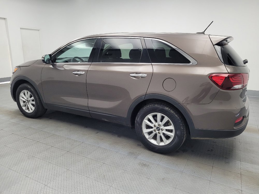 Used 2020 Kia Sorento LX image 3