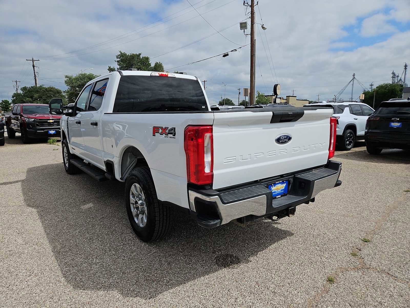 Used 2024 Ford F250 XLT w/ FX4 Off-Road Package AWD/4WD image 6