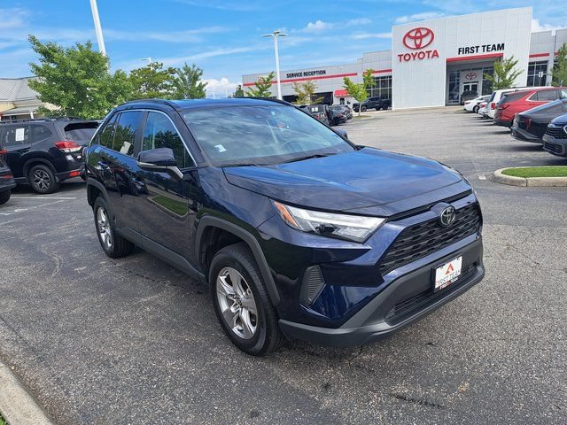 Used 2025 Toyota RAV4 XLE AWD/4WD image 5