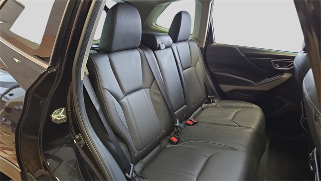 Used 2023 Subaru Forester Limited image 13