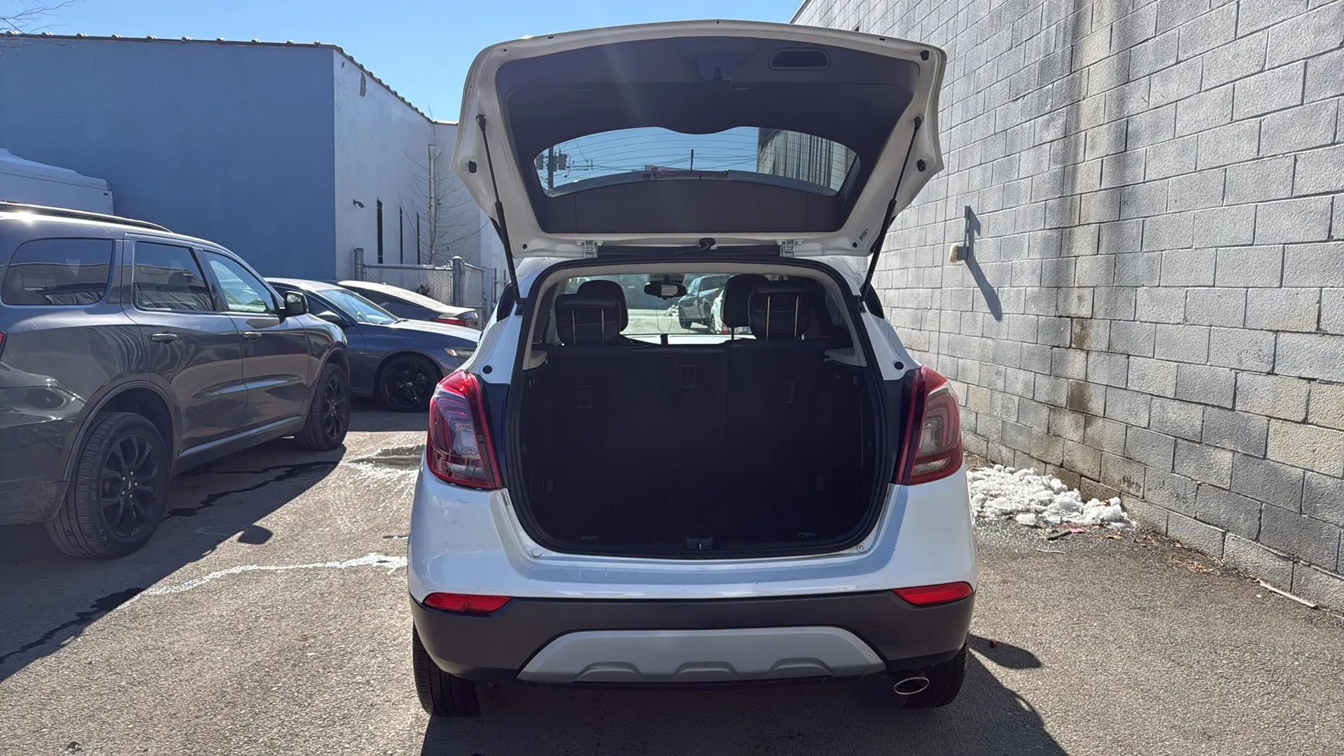 Used 2018 Buick Encore Preferred image 26