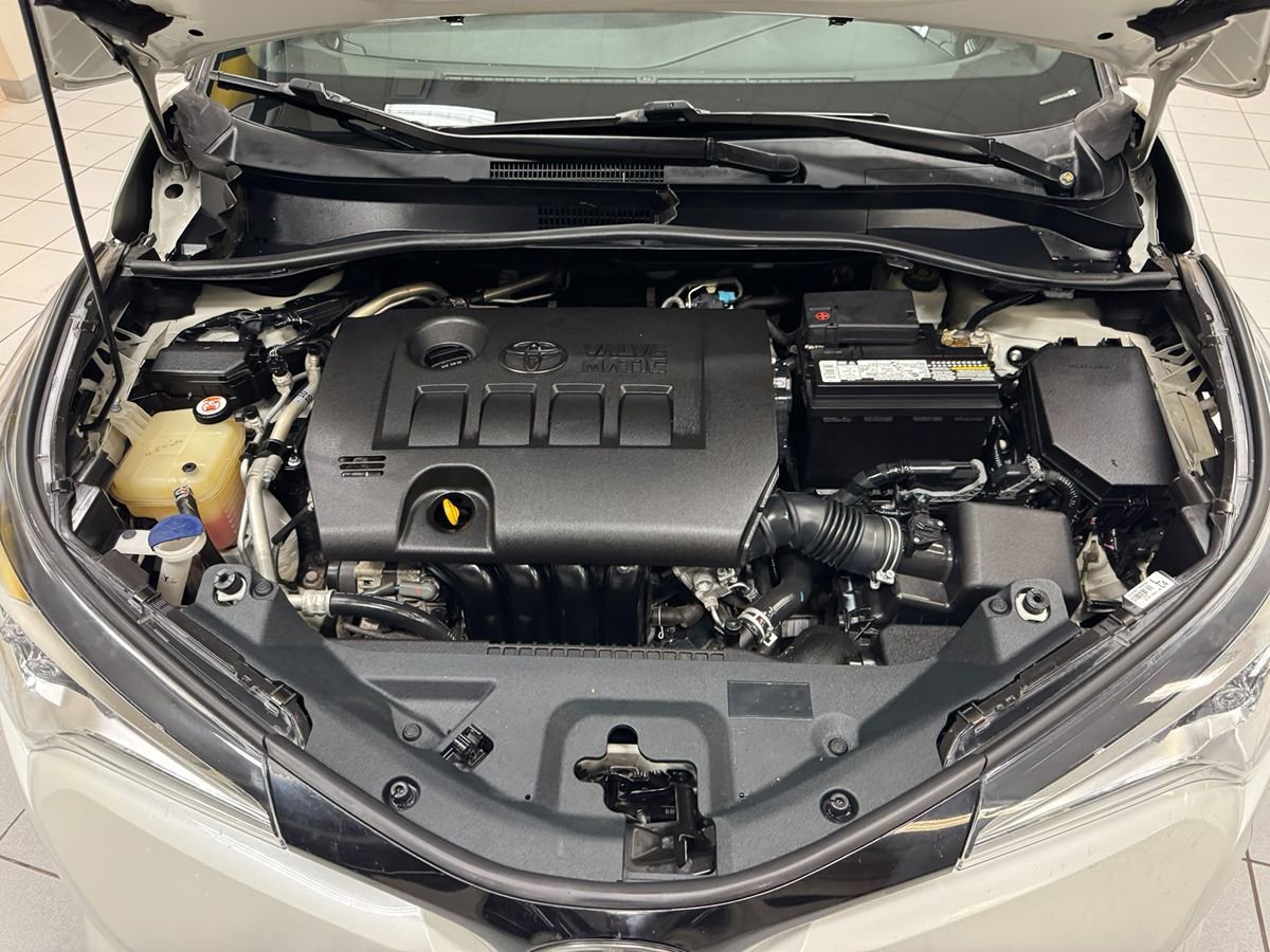 Used 2018 Toyota C-HR XLE image 58