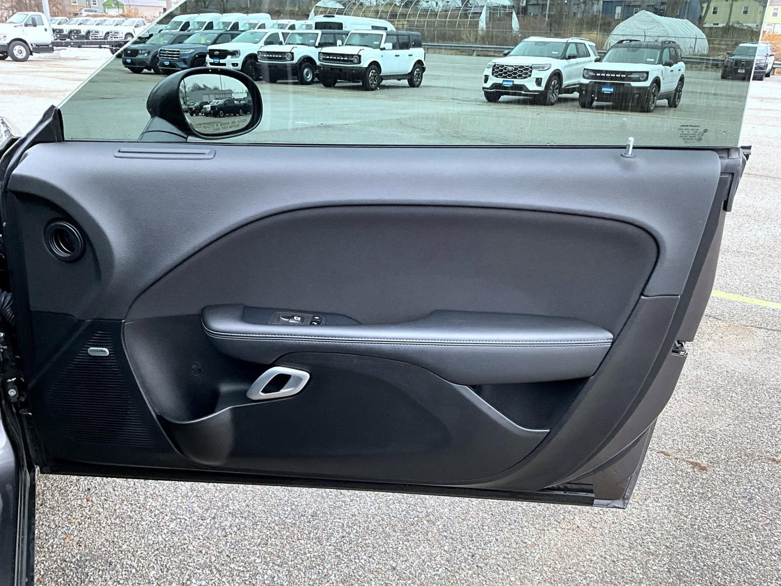 Used 2023 Dodge Challenger SXT w/ Blacktop Package image 18