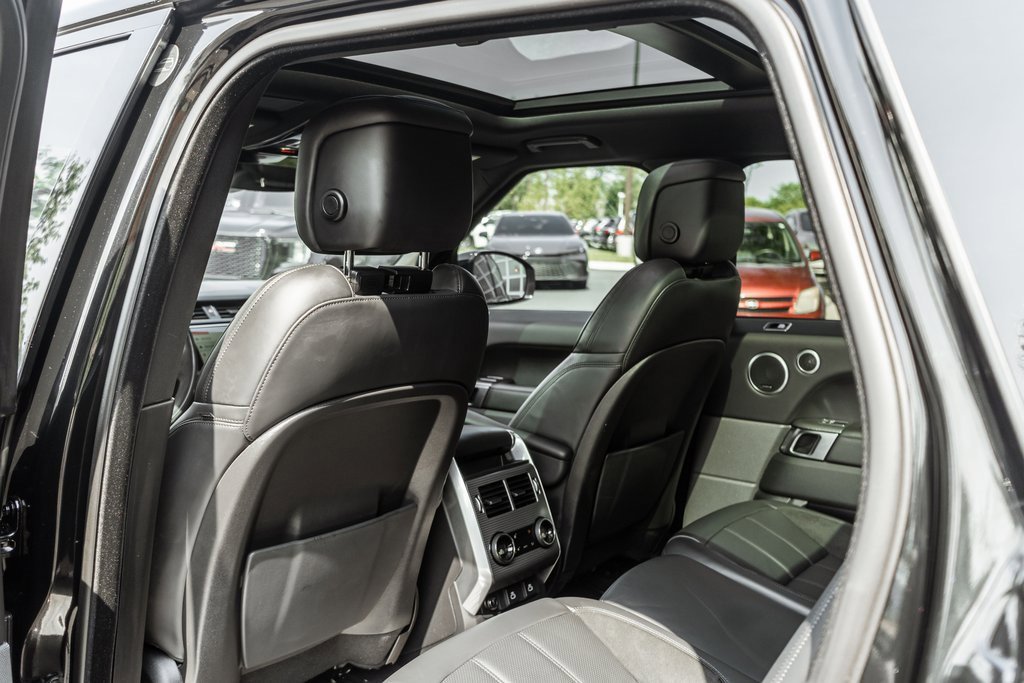 Used 2022 Land Rover Range Rover Sport HST image 31