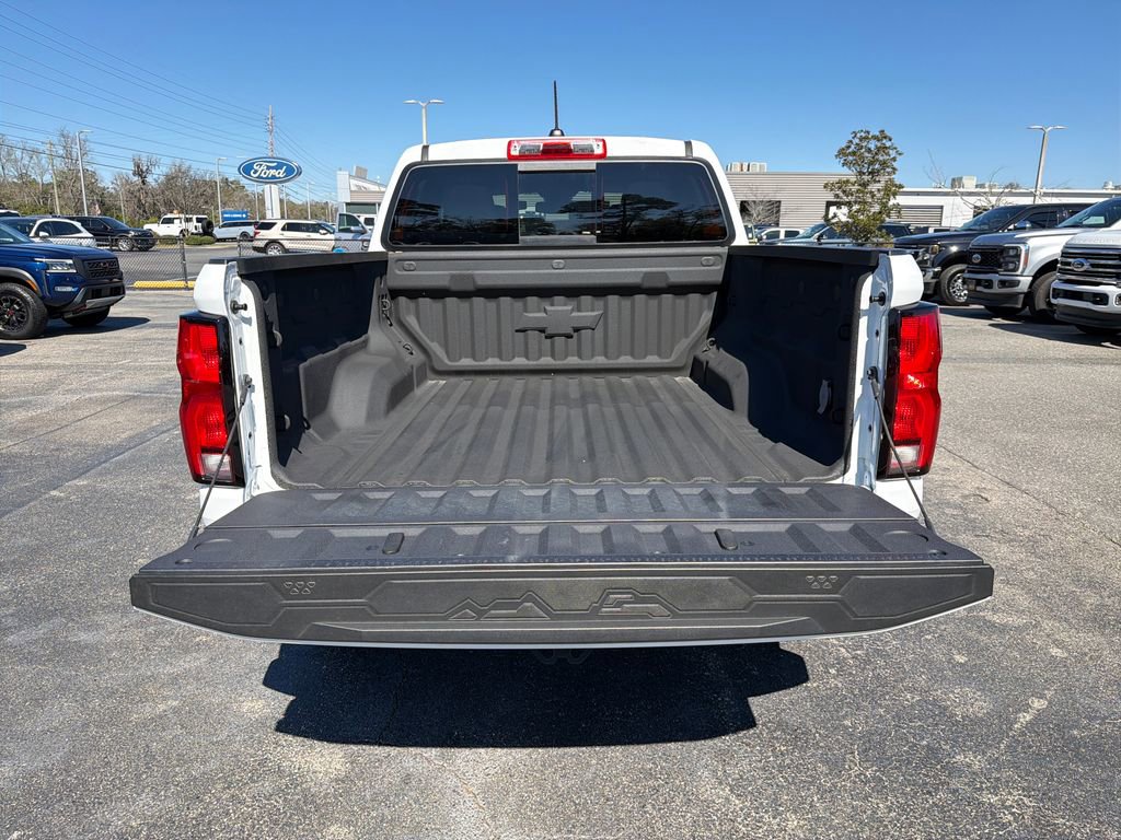 Used 2024 Chevrolet Colorado Z71 w/ Z71 Convenience Package 2 image 37