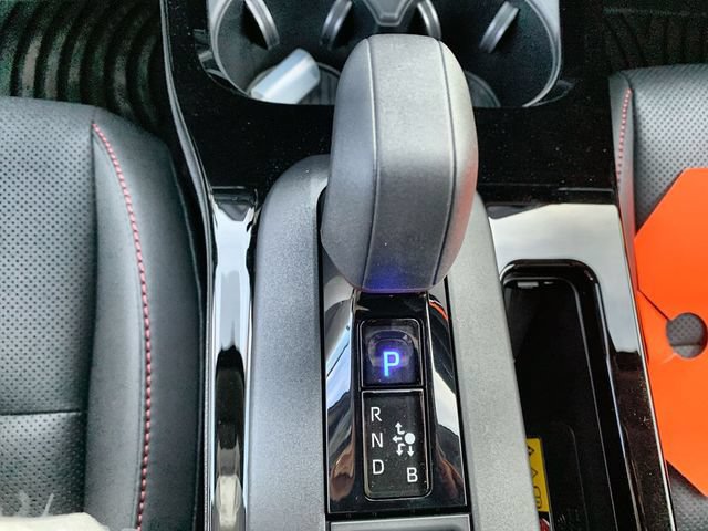 New 2025 Toyota Prius Plug-In Hybrid FWD image 25
