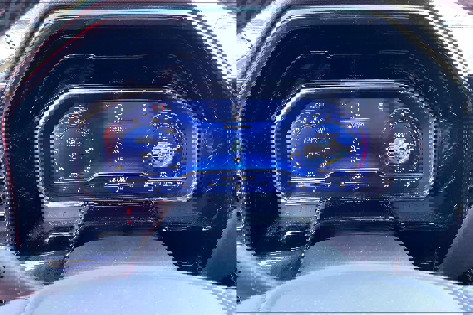 Used 2024 Chevrolet Silverado 3500 High Country w/ High Country Premium Package image 19