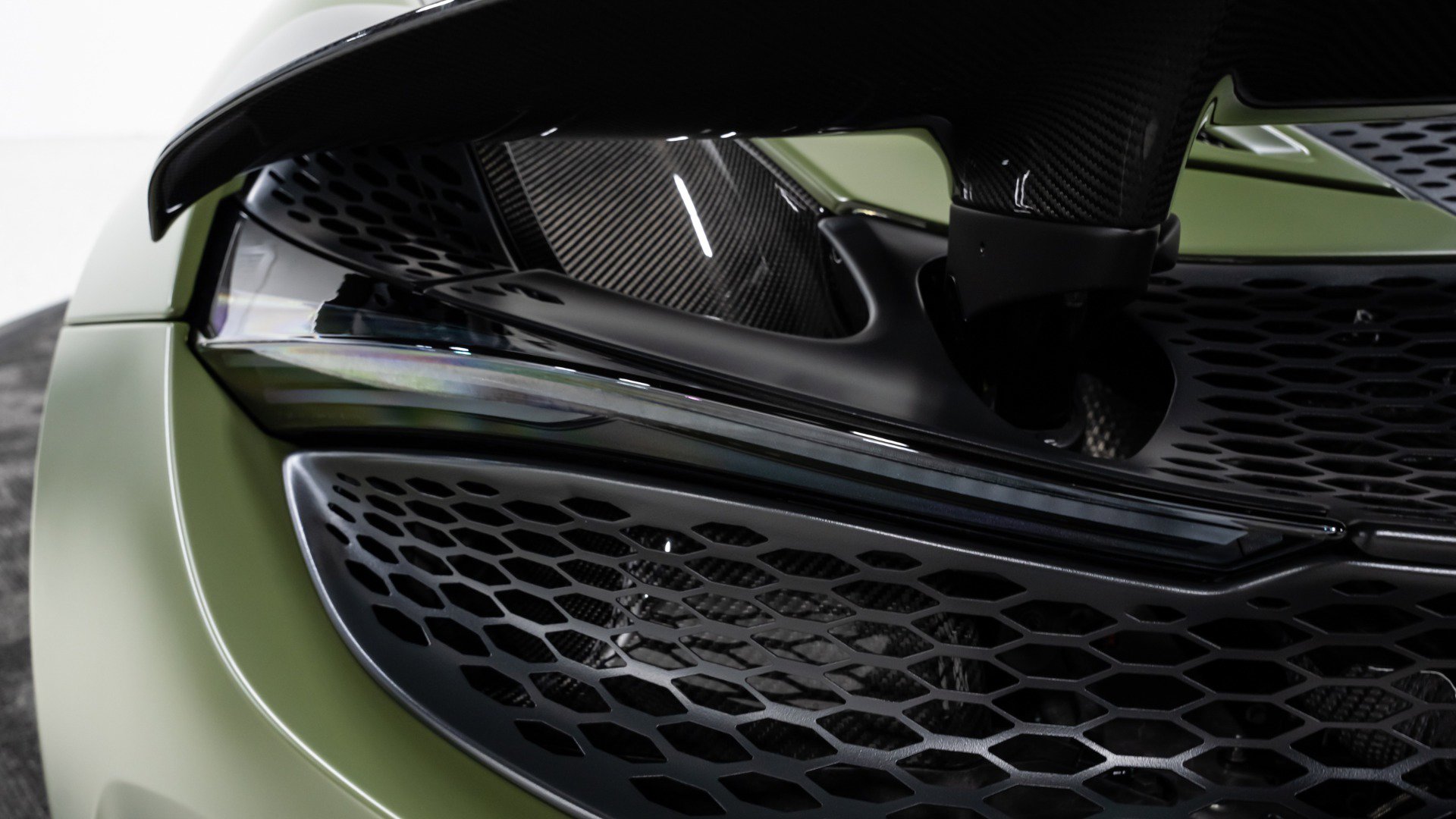 Used 2026 McLaren 750S image 34