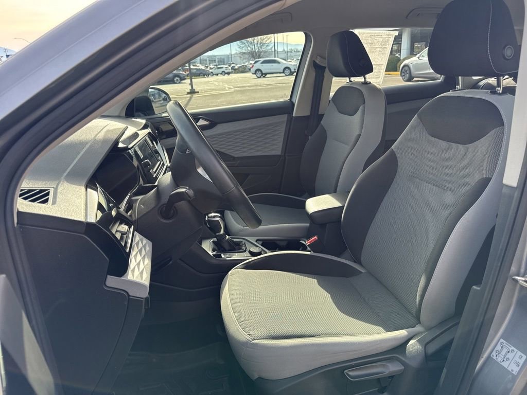 Used 2022 Volkswagen Taos S image 10