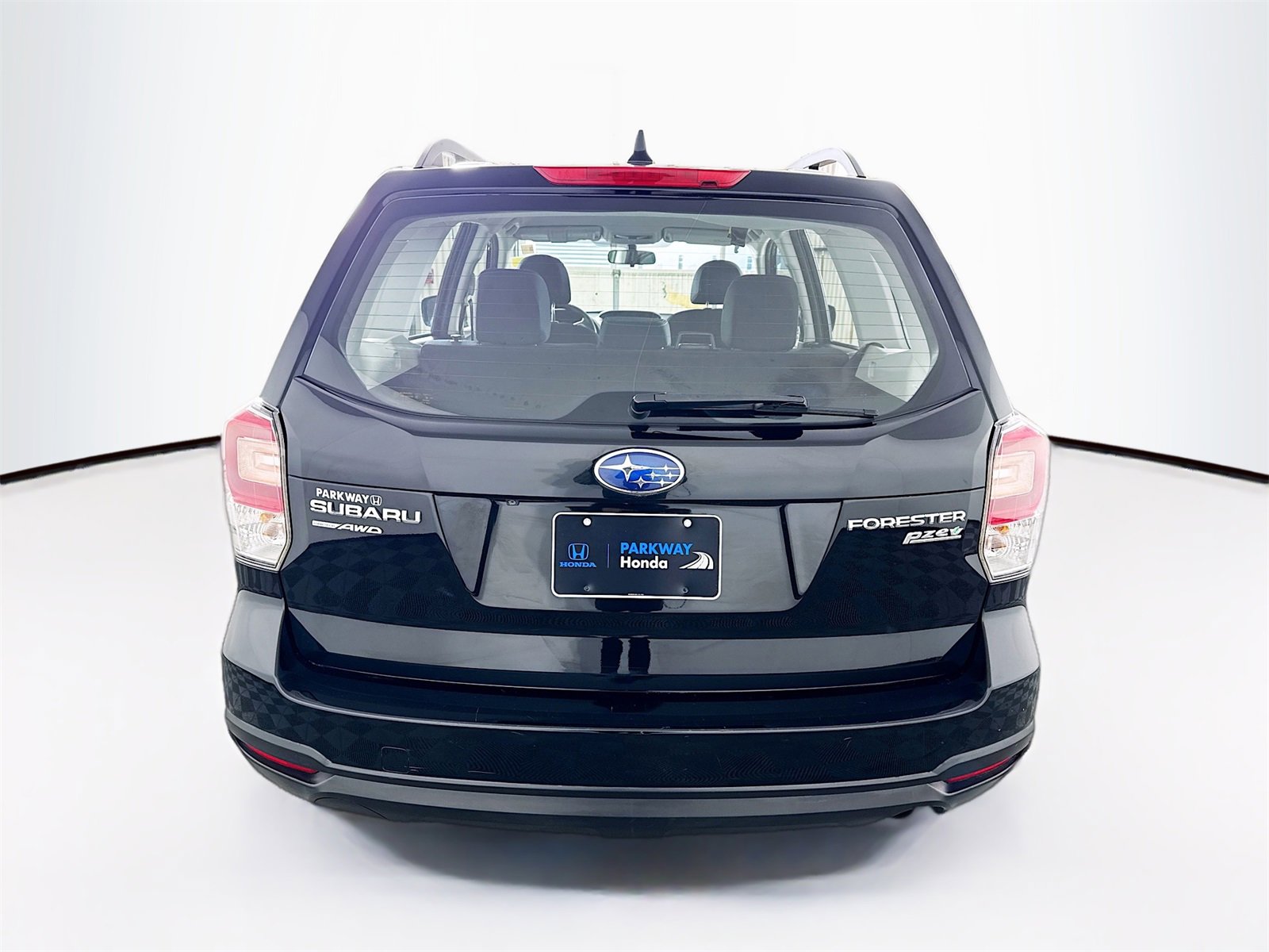 Used 2017 Subaru Forester 2.5i w/ Alloy Wheel Package image 19