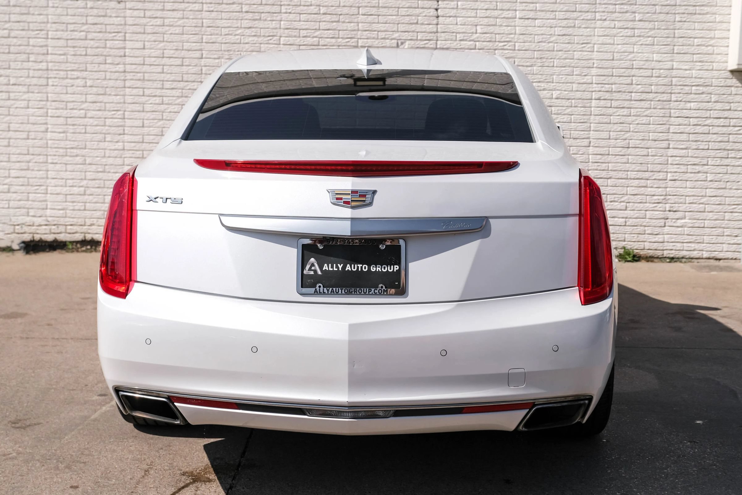 Used 2016 Cadillac XTS Premium FWD image 9