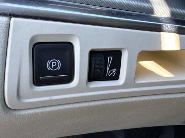 Used 2019 Cadillac XT5 Luxury w/ Advanced Security Package image 28