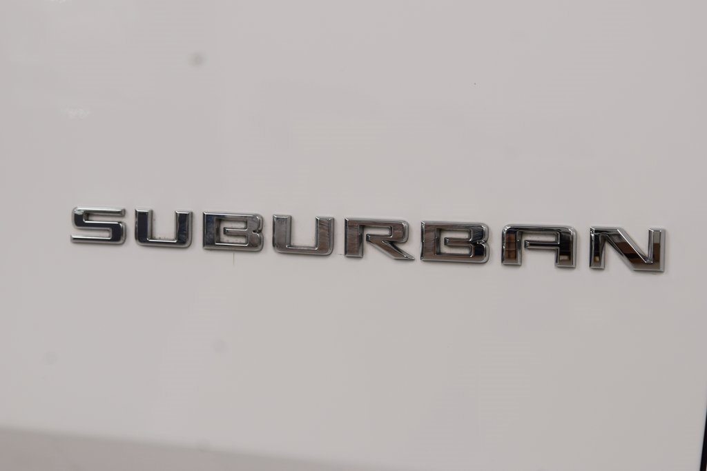 Used 2024 Chevrolet Suburban High Country image 16