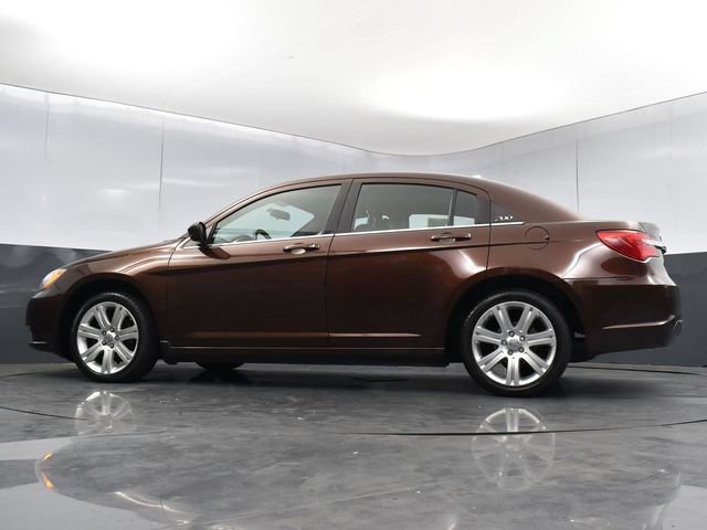 Used 2013 Chrysler 200 Touring FWD image 30