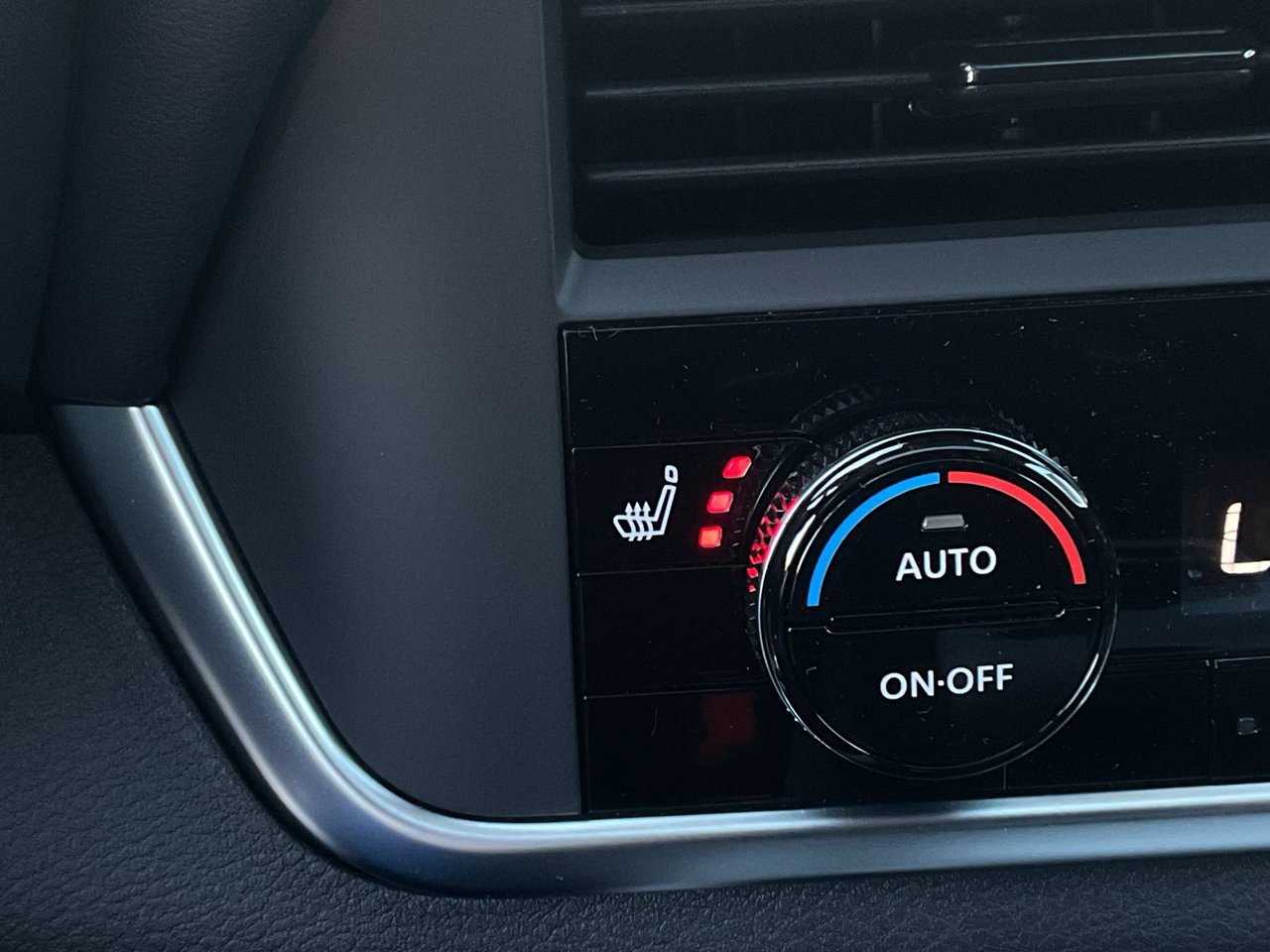 New 2027 Nissan Rogue Dark Armor AWD/4WD image 30