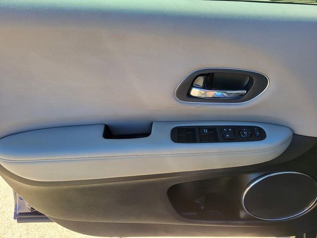 Used 2017 Honda HR-V EX image 16