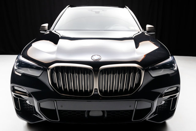 Used 2021 BMW X5 M50i AWD/4WD image 31