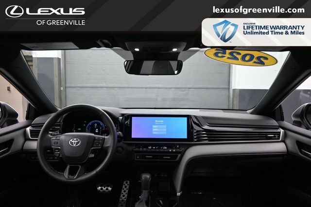 Used 2025 Toyota Camry SE w/ Multimedia Upgrade Package FWD image 26