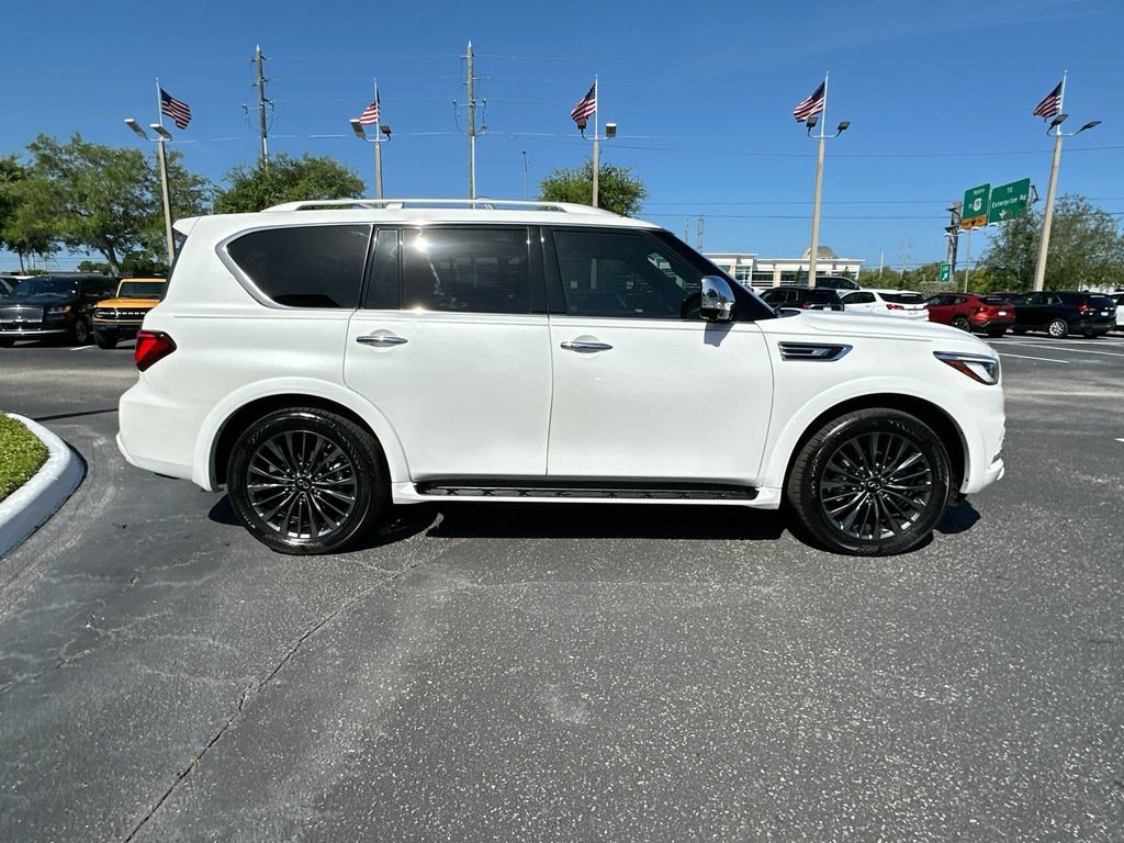 Used 2024 INFINITI QX80 Sensory w/ Cargo Package RWD image 4