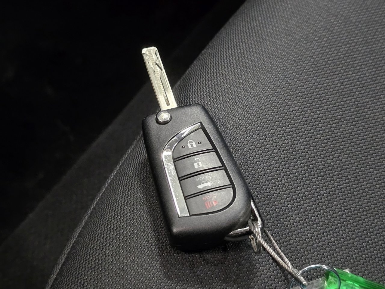 Certified 2025 Toyota Corolla LE image 31