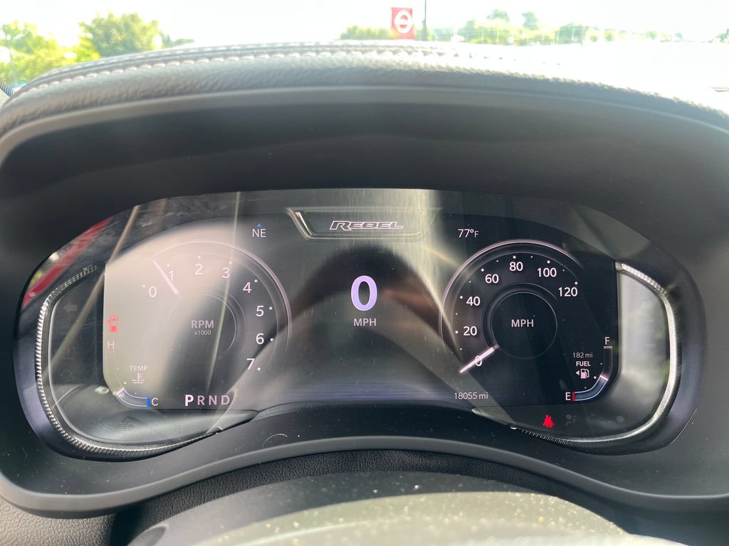 Used 2024 RAM 2500 Rebel AWD/4WD image 12