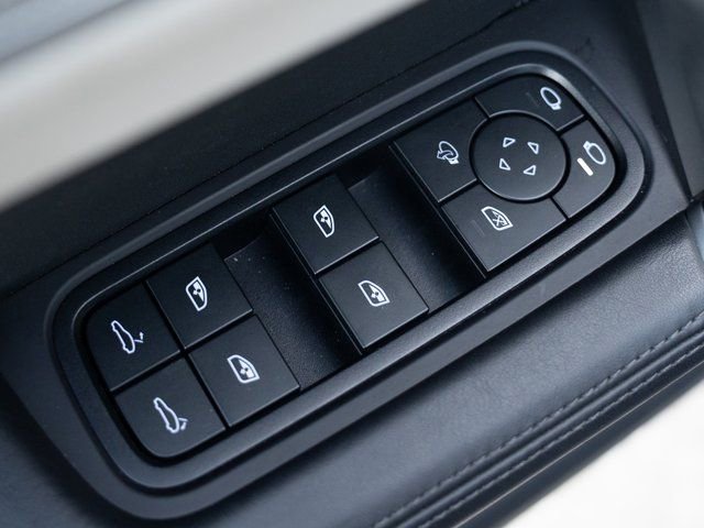 Certified 2025 Porsche Cayenne S image 16