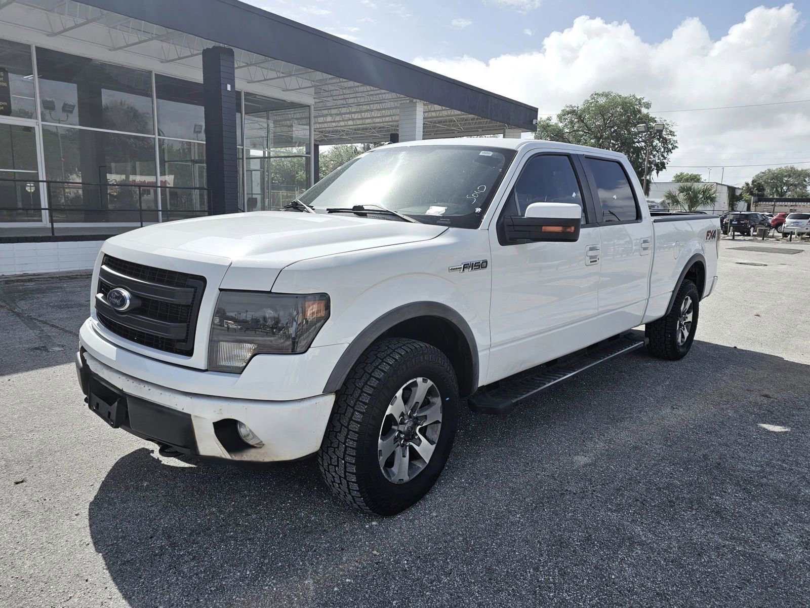 Used 2014 Ford F150 FX4 w/ Equipment Group 402A Luxury image 2