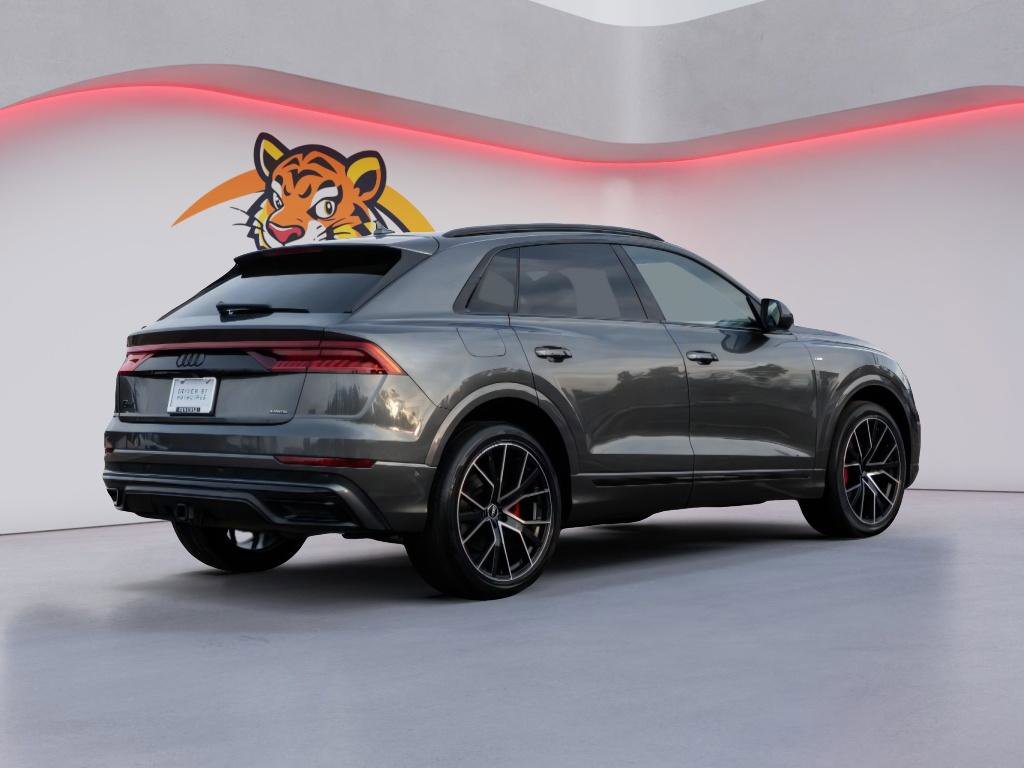 Used 2021 Audi Q8 Prestige image 5