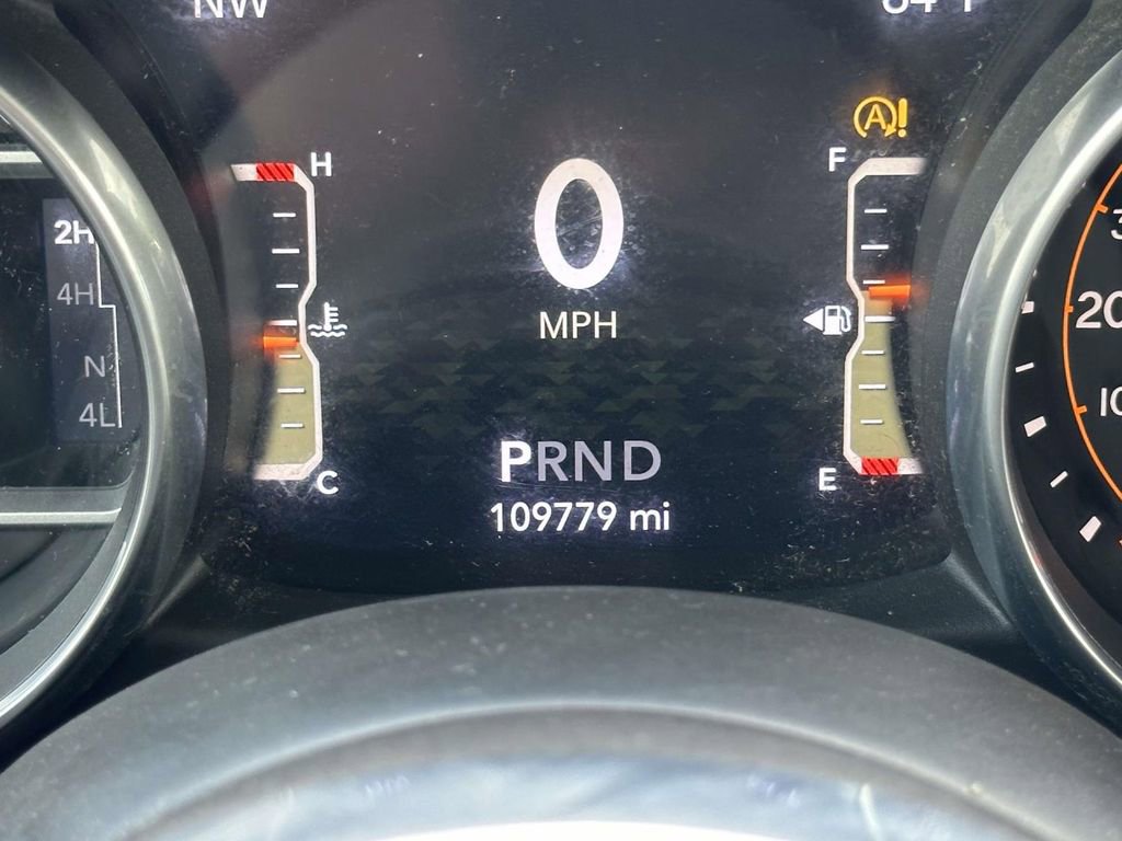 Used 2018 Jeep Wrangler Unlimited Sahara image 24