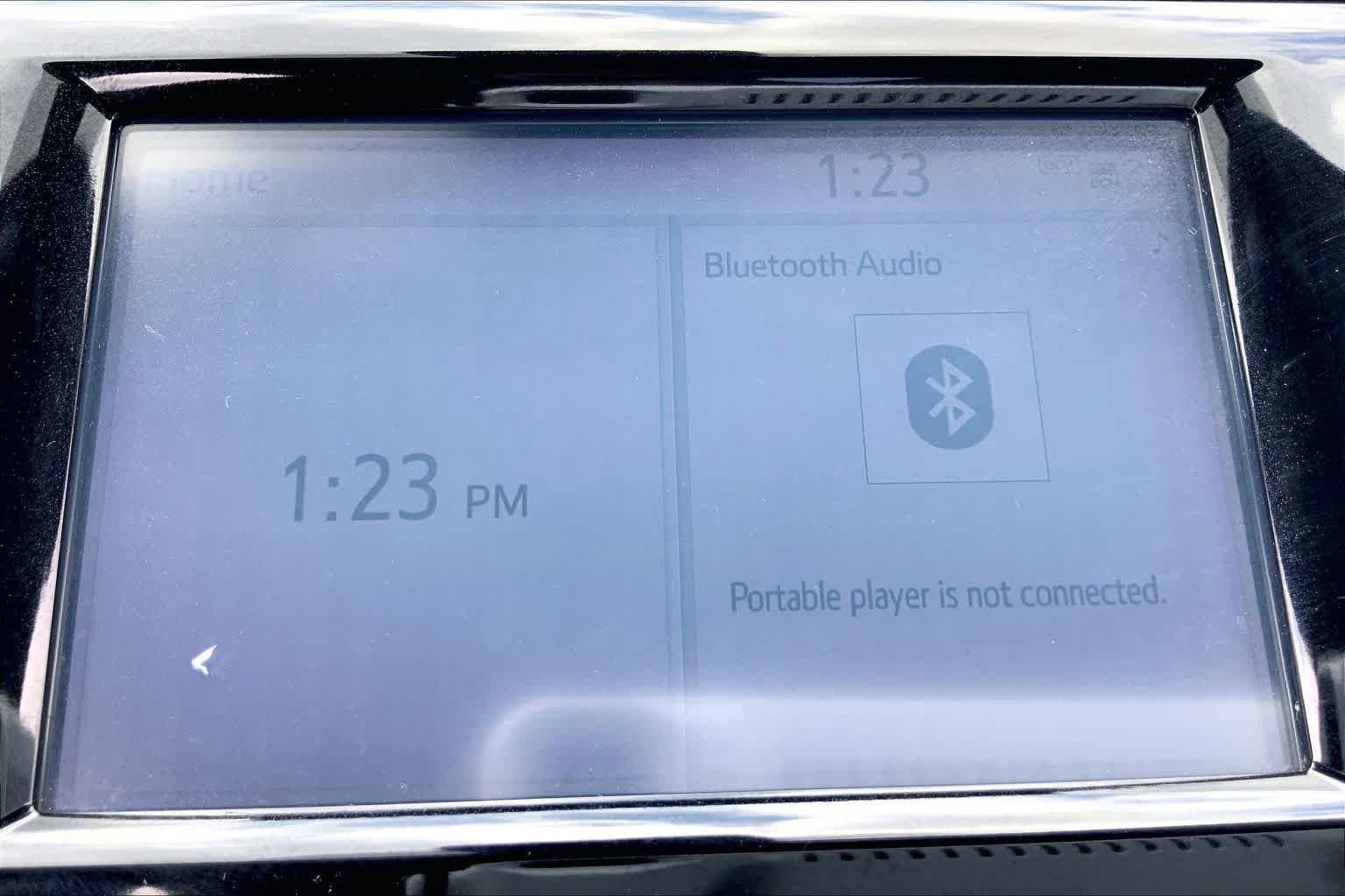 Used 2019 Toyota Camry SE FWD image 34