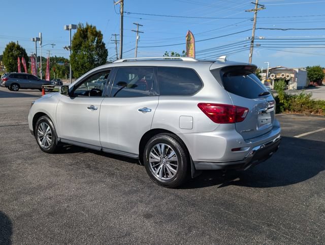 Used 2020 Nissan Pathfinder S FWD image 5