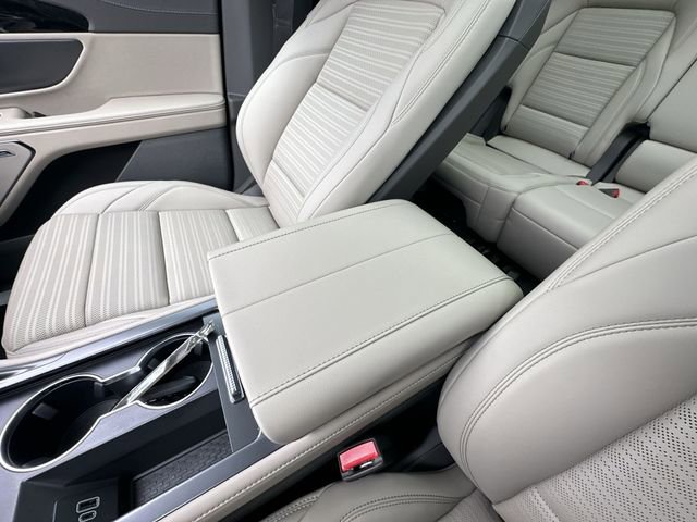 Used 2025 Lincoln Nautilus Reserve AWD/4WD image 21