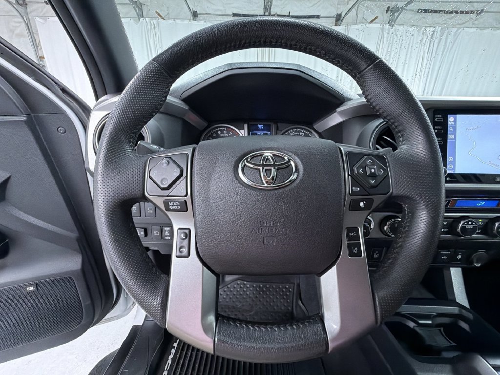 Certified 2021 Toyota Tacoma Limited AWD/4WD image 15