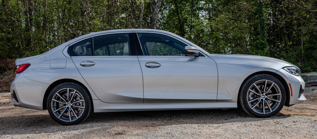 Used 2020 BMW 330i Sedan w/ Convenience Package RWD image 6