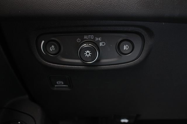 Used 2023 GMC Terrain AT4 image 10