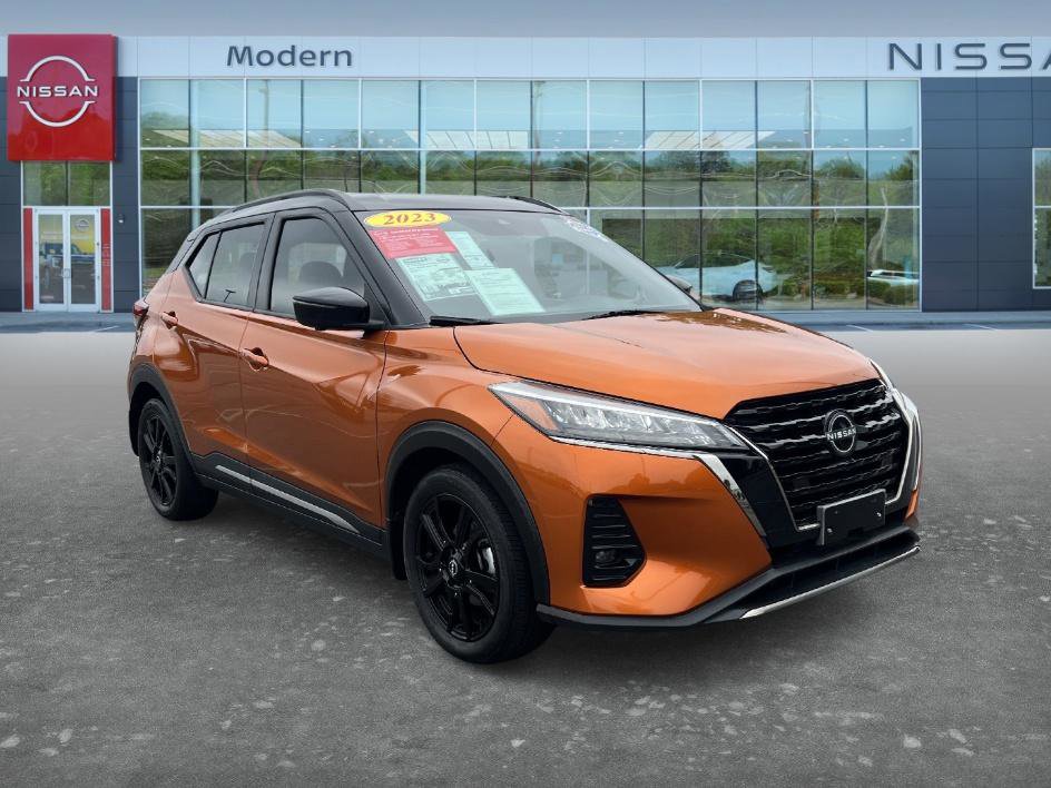 Certified 2023 Nissan Kicks SR w/ SR Premium Package FWD image 3