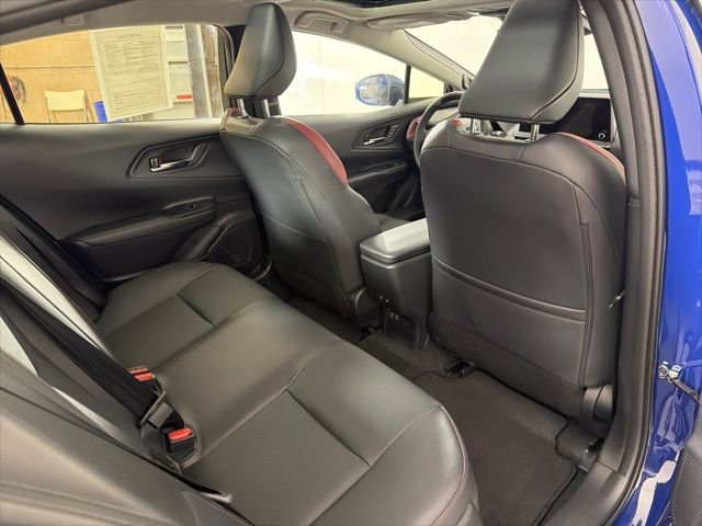 Used 2025 Toyota Prius Plug-In Hybrid w/ Limited Premium Package image 17