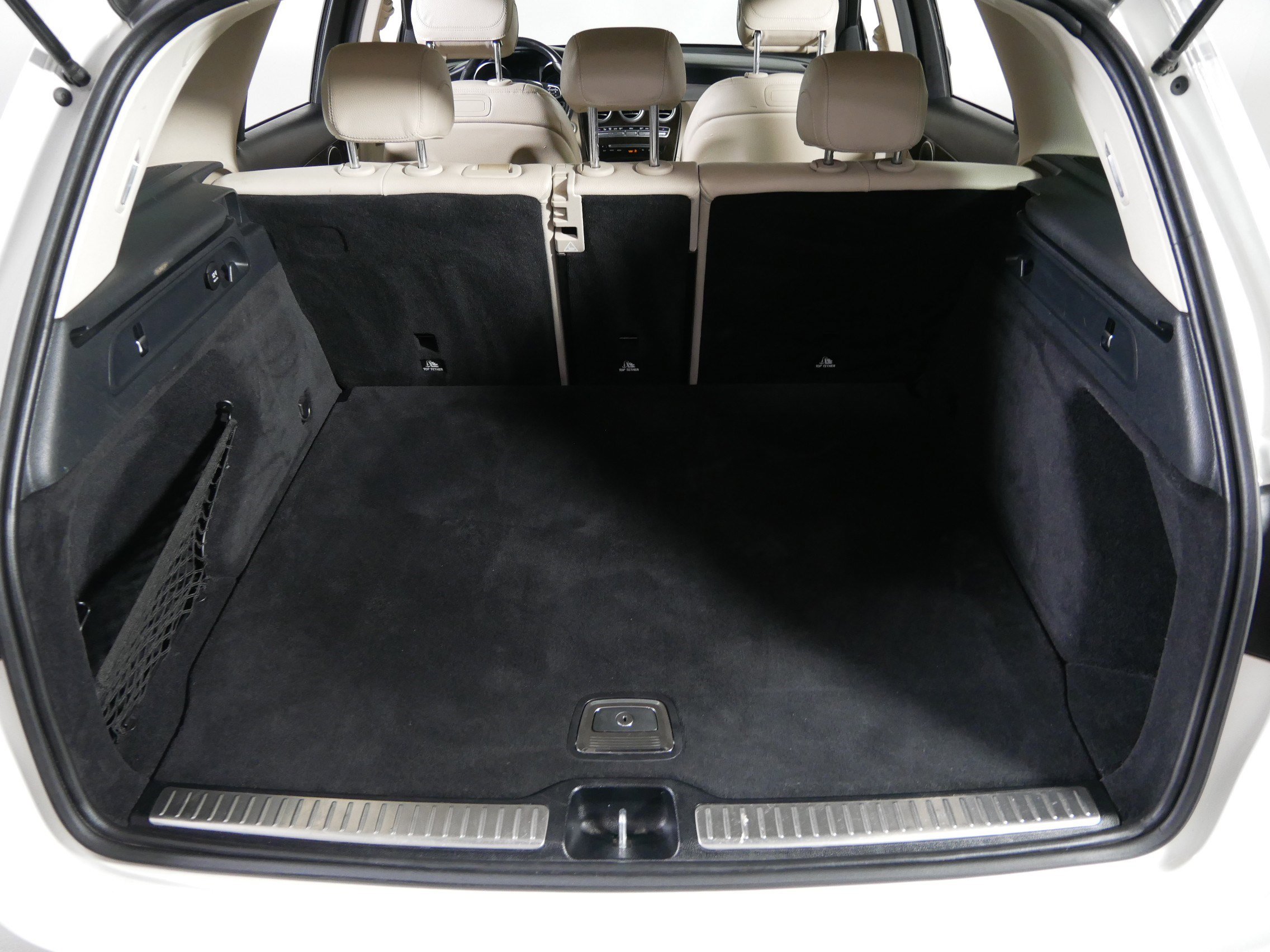 Used 2019 Mercedes-Benz GLC 300 4MATIC image 18