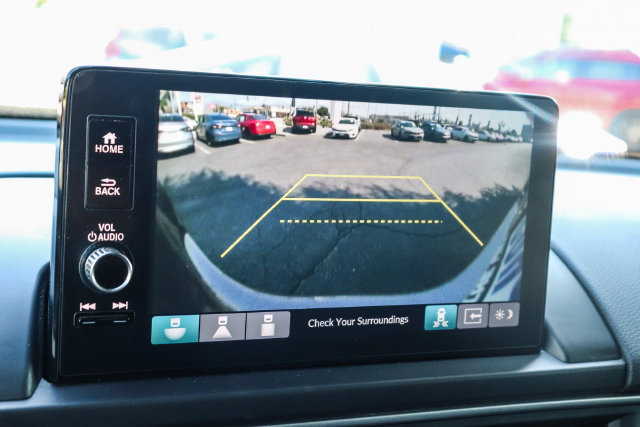 Used 2025 Honda Pilot EX-L image 26