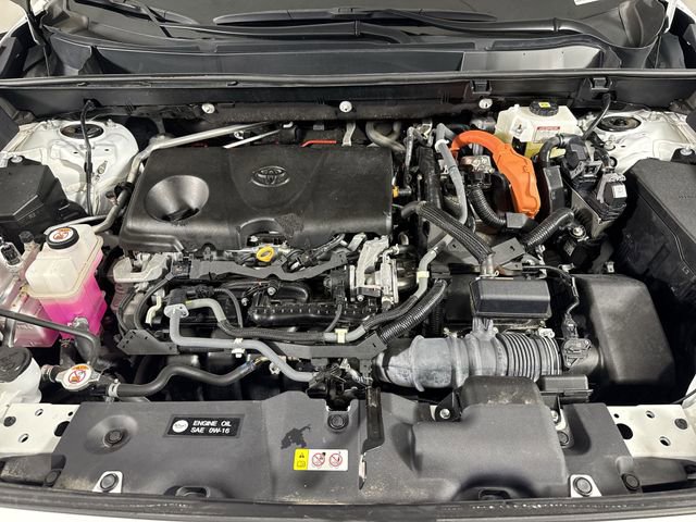 Used 2021 Toyota RAV4 XLE image 27