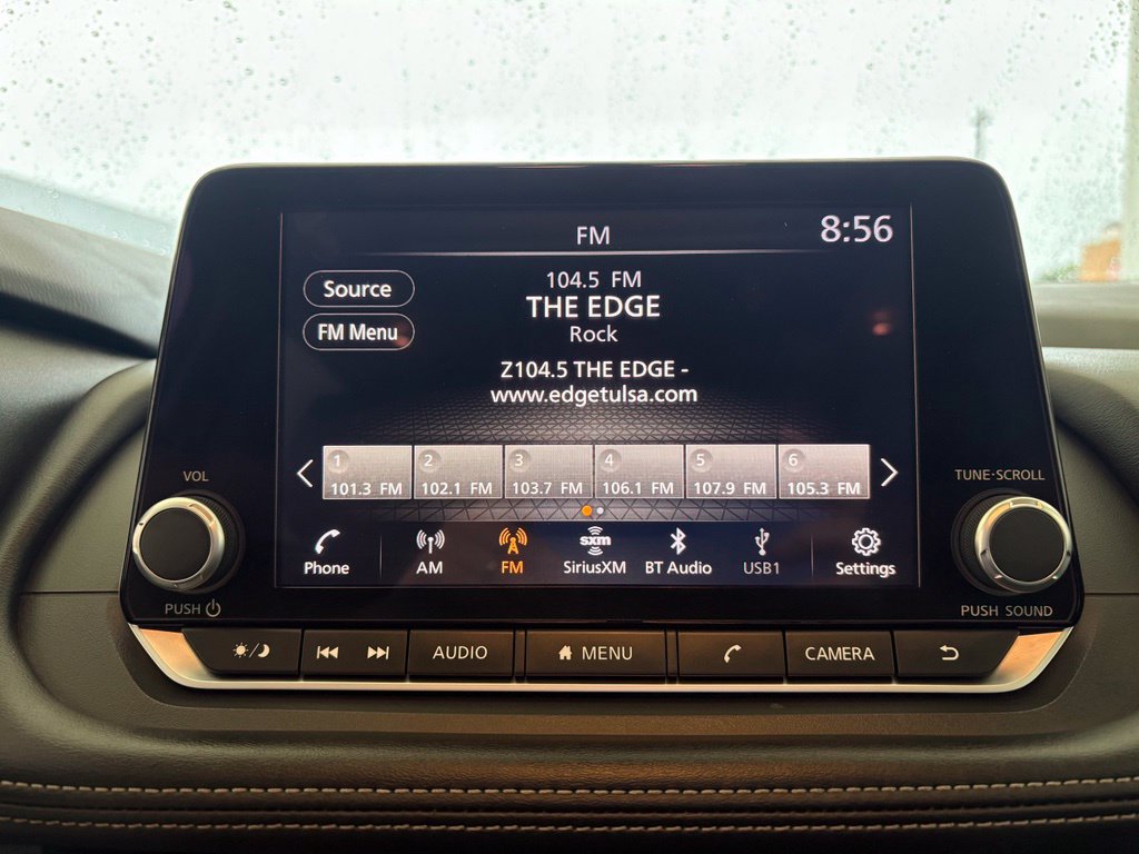 Used 2024 Nissan Rogue SV w/ SV Premium Package FWD image 8