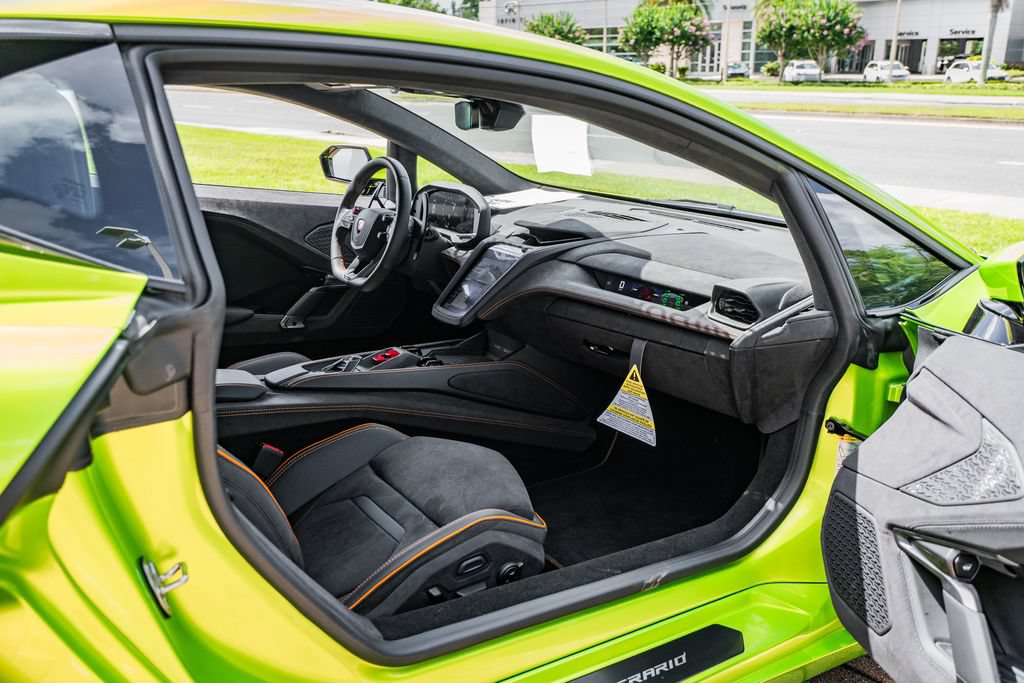 Used 2026 Lamborghini Temerario AWD/4WD image 31