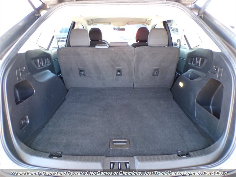 Used 2015 Ford Edge SE FWD image 9