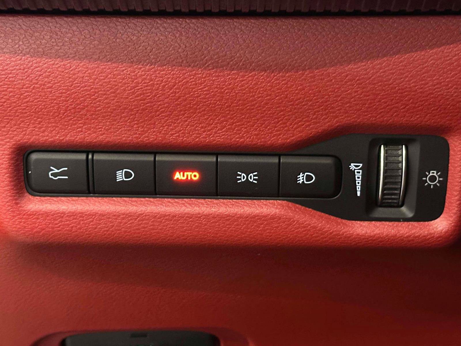 Used 2024 Jeep Wagoneer Launch Edition image 18