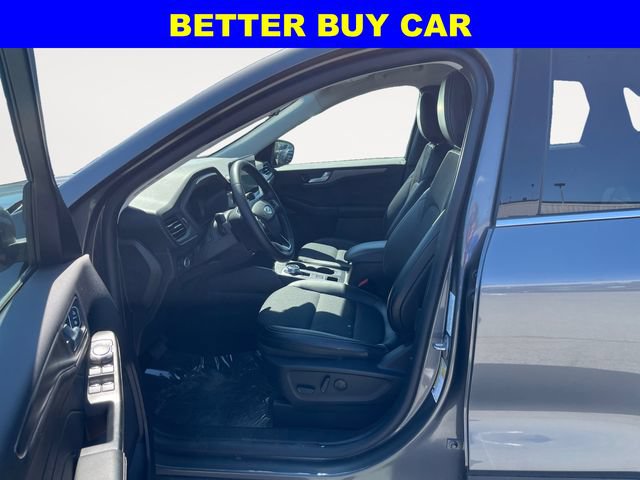 New 2025 Ford Escape SE FWD image 9