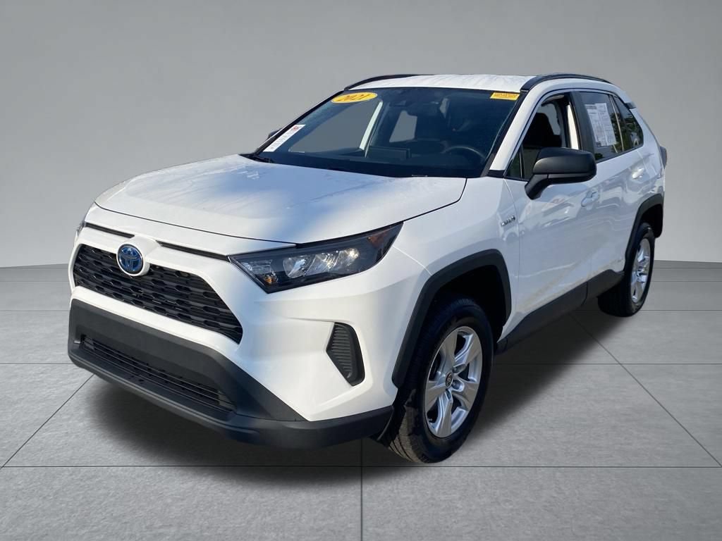 Used 2021 Toyota RAV4 LE AWD/4WD image 2