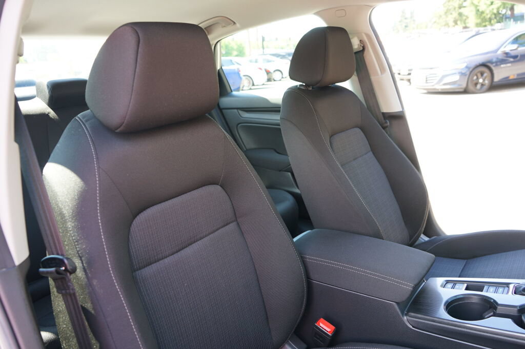 Used 2025 Honda Civic LX image 18