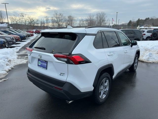 Used 2025 Toyota RAV4 XLE image 6